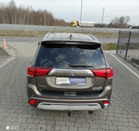 Mitsubishi Outlander cena 108800 przebieg: 108200, rok produkcji 2019 z Gniew małe 407